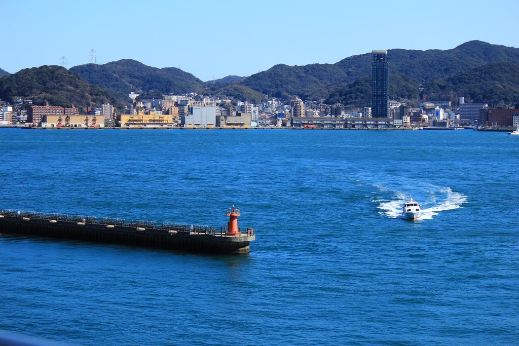 Shimonoseki Grand Hotel Exteriör bild